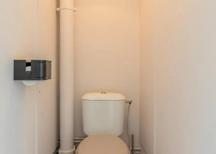 Spacious 3 Bedroom & Private Parking! Appartement